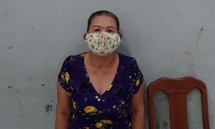 Nợ nần thiếu tiền tiêu xài, người phụ nữ vờ mua rồi cướp giật ở tiệm vàng vùng ven TP.HCM