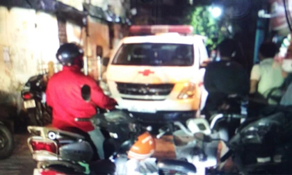 Nghi phạm đâm chết hàng xóm ở Hà Nội ra đầu thú
