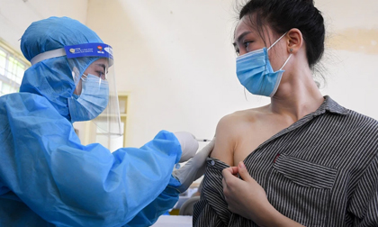 Hà Nội: Thông tin mới nhất dành cho người tiêm vắc xin AstraZeneca phòng Covid-19