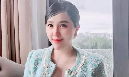 Bảo Thy lần đầu xuất hiện sau sinh, nhan sắc 'mẹ bỉm' gây chú ý