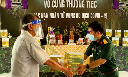 Tưởng niệm đồng bào, cán bộ, chiến sỹ hy sinh, tử vong do Covid-19
