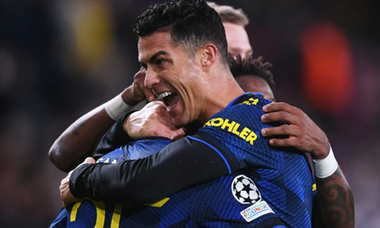 Ronaldo có bàn thắng 'trên trời rơi xuống', Man United giành 3 điểm đầy kịch tính