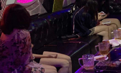 Sau bữa tiệc sinh nhật, hát karaoke, phát hiện chùm 4 F0: Sẽ xử lý hình sự nếu để lây dịch