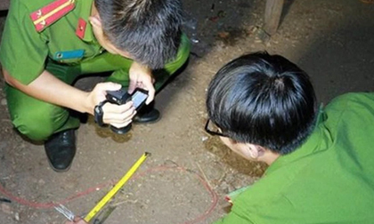Hai người tìm đến tận nhà, bất thình lình chém thiếu niên 16 tuổi tử vong