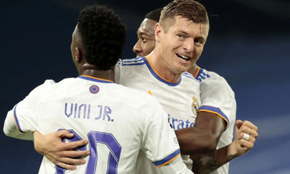 Real Madrid thắng thuyết phục Inter Milan để giành ngôi nhất bảng