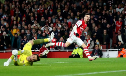 Sao trẻ thay nhau tỏa sáng, Arsenal thắng dễ West Ham trong thế hơn người