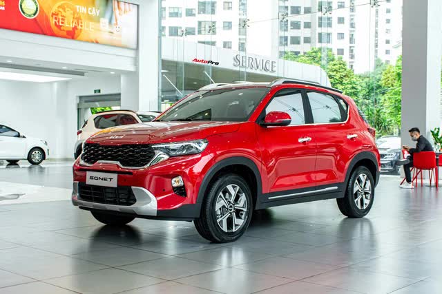 Loạt xe gầm cao dưới 700 triệu đồng khuấy động thị trường ô tô Việt Nam cuối năm: Toàn hàng hot, có xe cháy hàng không đủ giao - Ảnh 1. Loạt xe gầm cao dưới 700 triệu đồng khuấy động thị trường ô tô Việt Nam cuối năm: Toàn hàng hot, có xe cháy hàng không đủ giao - Ảnh 1.