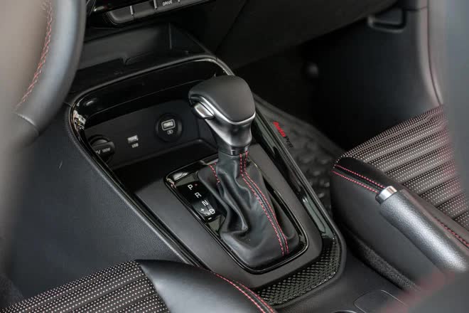 Loạt xe gầm cao dưới 700 triệu đồng khuấy động thị trường ô tô Việt Nam cuối năm: Toàn hàng hot, có xe cháy hàng không đủ giao - Ảnh 6. Loạt xe gầm cao dưới 700 triệu đồng khuấy động thị trường ô tô Việt Nam cuối năm: Toàn hàng hot, có xe cháy hàng không đủ giao - Ảnh 6.