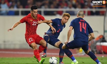 Tuyển Việt Nam bất lợi hơn Thái Lan thế nào ở bán kết AFF Cup 2020?