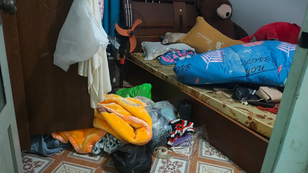 TP.HCM: Ra ngoài ăn tối trong ít phút, bị trộm đột nhập vào nhà cuỗm 8 cây vàng - Ảnh 1.