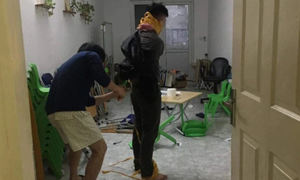3 kẻ lạ mặt xông vào chung cư HH Linh Đàm xịt hơi cay, trói chủ nhà