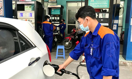 Nóng: Giá xăng tăng lần thứ 3 liên tiếp sát Tết Nguyên đán