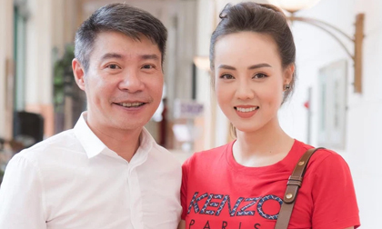 Vợ NSND Công Lý: 'Anh nuốt nước mắt vào trong để rút lui'