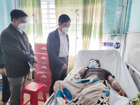 Tang thương vụ tai nạn cướp đi 6 sinh mạng ở Gia Lai: Bố cháu đi mà không bao giờ về nữa - Ảnh 3. Tang thương vụ tai nạn cướp đi 6 sinh mạng ở Gia Lai: Bố cháu đi mà không bao giờ về nữa - Ảnh 3.