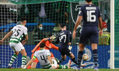 Hủy diệt Sporting, Man City đặt một chân vào tứ kết Champions League