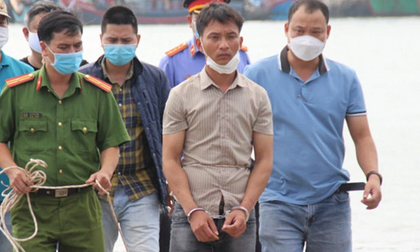 Khởi tố kẻ ném con gái 5 tuổi xuống sông tội 'Giết người'