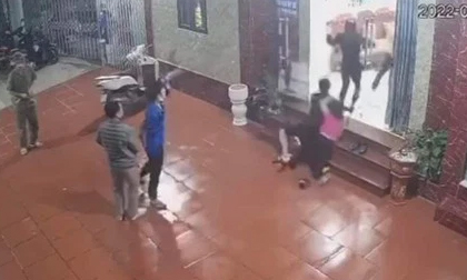 Nguyên nhân ban đầu vụ 2 bố con vác dao chém người dã man ở Bắc Giang