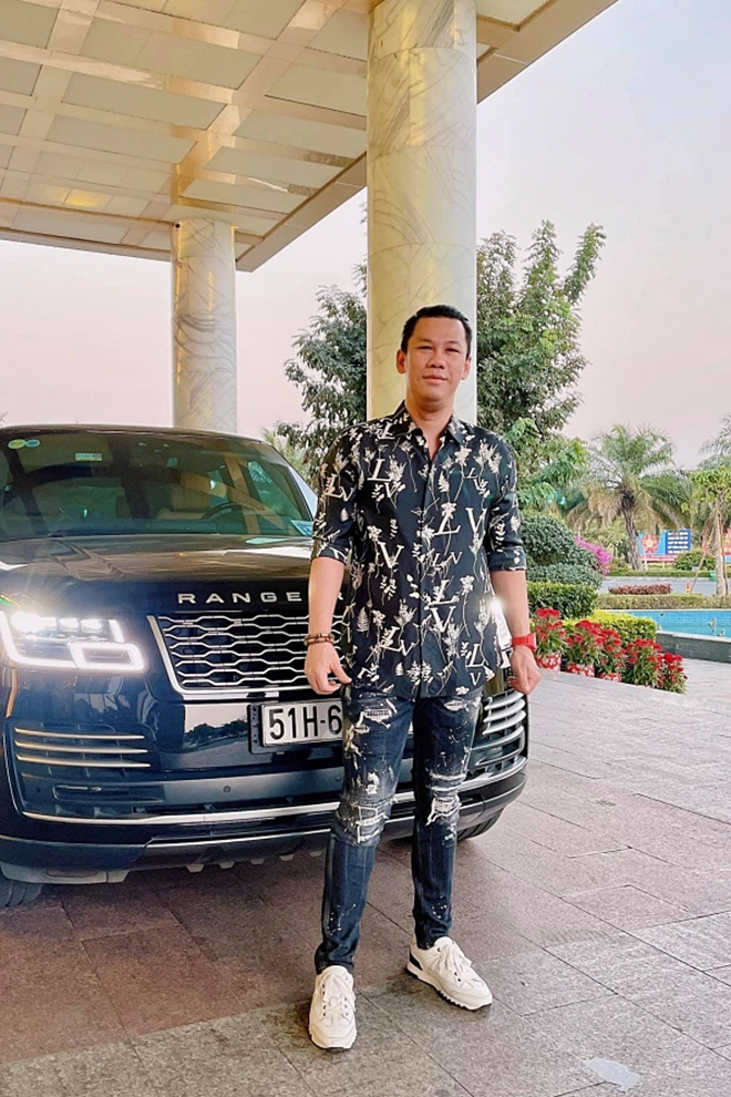 Độ ăn chơi và chuyện tình ái tuổi U50 của đại gia khét tiếng, là chồng cũ Lệ Quyên - Ảnh 4. Độ ăn chơi và chuyện tình ái tuổi U50 của đại gia khét tiếng, là chồng cũ Lệ Quyên - Ảnh 4.
