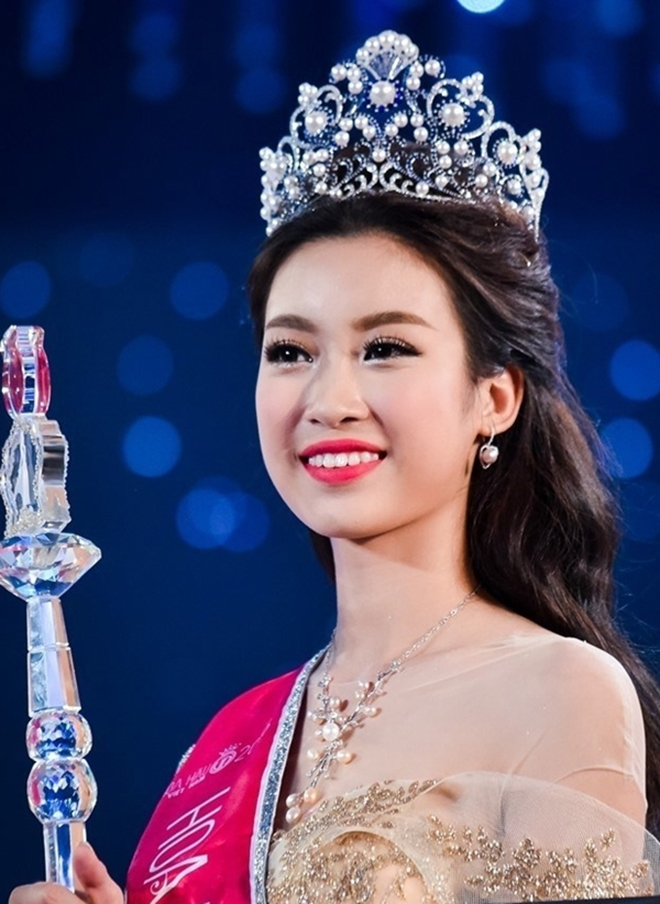 Đỗ Mỹ Linh: Biệt danh hoa hậu nghèo nhất Việt Nam và thú chơi hàng hiệu ngầm - Ảnh 1. Đỗ Mỹ Linh: Biệt danh hoa hậu nghèo nhất Việt Nam và thú chơi hàng hiệu ngầm - Ảnh 1.