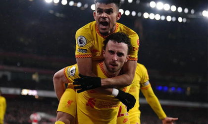 Hạ gục Arsenal, Liverpool chỉ còn cách ngôi đầu của Man City đúng 1 điểm