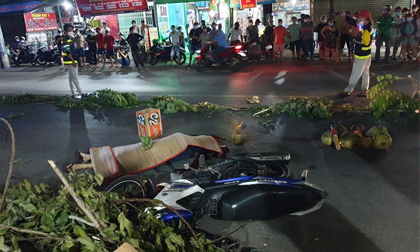 Hai vụ tai nạn cách nhau gần 1km, 3 người tử vong thương tâm