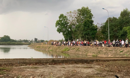 Phát hiện hai nữ sinh đuối nước thương tâm dưới hồ