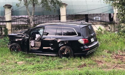 Diễn biến nóng vụ tài xế Mercedes gây tai nạn liên hoàn khiến người phụ nữ đứt cánh tay