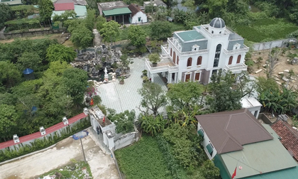 Lời khai “đại gia” bắn chết 2 người trước cổng: Ám ảnh, căm ghét người mặc quần áo rằn ri