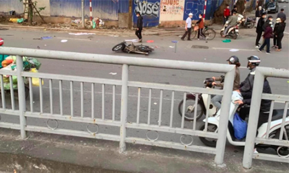 Hà Nội: Điều tra vụ người phụ nữ bán hàng dạo tử vong cạnh xe máy biến dạng