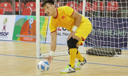Bùng nổ tại World Cup, sảy chân nơi 'ao làng', điều gì đang xảy ra với tuyển Việt Nam?