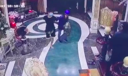 Nhóm cướp dùng dao, lao vào biệt thự ở TP.HCM 'khoắng' gần 3 tỷ đồng