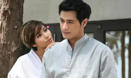 Vì sao ra đường chồng tươi cười giúp đỡ tất cả phụ nữ, nhưng về nhà hằm hằm, vợ nhờ gì cũng gắt gỏng?