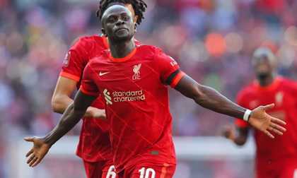 Dẫn trước đến 3 bàn, Liverpool vẫn suýt phải trả giá đắt trước đại kình địch