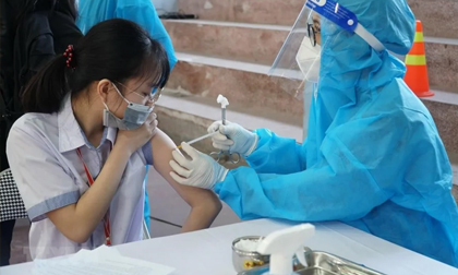 TPHCM: Hơn 10 nghìn trẻ lớp 6 đã được tiêm vắc xin phòng Covid-19