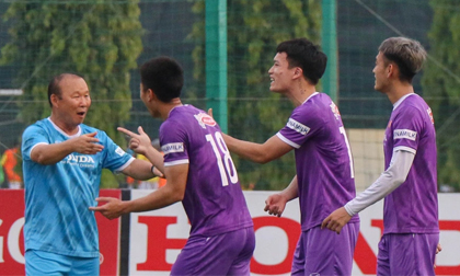 Loại 5 cầu thủ, HLV Park chốt danh sách rút gọn chuẩn bị cho SEA Games 31