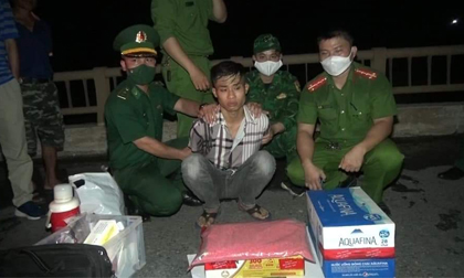 Bắt đối tượng vận chuyển 19.000 viên ma túy tổng hợp để lấy 2 triệu đồng tiền công