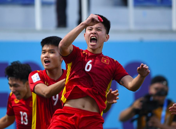 U23 Việt Nam vào tứ kết VCK U23 châu Á bằng kịch bản 