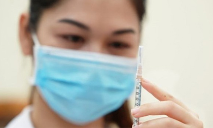 Đại diện Bộ Y tế nêu lợi ích khi tiêm mũi 4, khẳng định: Không có chuyện thừa vắc xin Covid-19