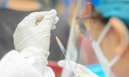 SARS-CoV-2 vẫn rất khó lường: Tiêm vaccine mũi nhắc lại là cách phòng bệnh tốt nhất