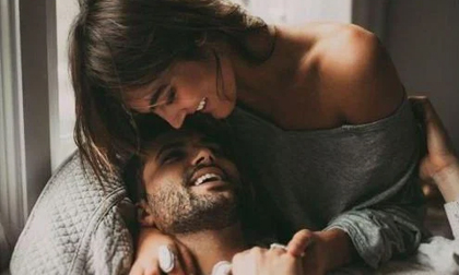 Vì sao có vợ đẹp, con khôn, đàn ông vẫn 'ham của lạ', chẳng ngại 'bóc bánh trả tiền' bên ngoài?