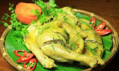 Luộc gà bằng nước lạnh là dại: Bí quyết luộc gà giòn da, thịt thơm ngon, săn chắc không nhạt vị