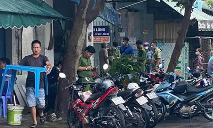 Bình Dương: Thấy thanh niên 22 tuổi ở cùng vợ, chồng dùng dao đâm chết 'tình địch'