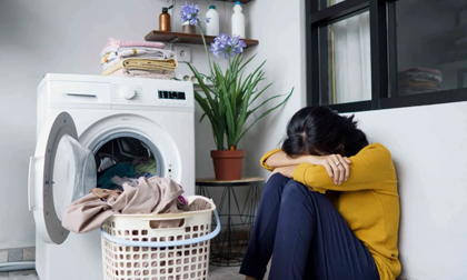 Vợ ốm, chồng để nguyên bát đũa chẳng rửa với lý do: Rửa bát, quét nhà là 'chức phận của đàn bà'