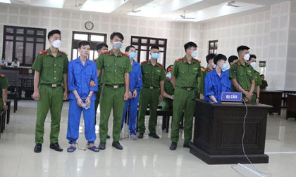 2 thanh niên bị tử hình, 1 người lĩnh án chung thân vì rủ nhau buôn ma túy