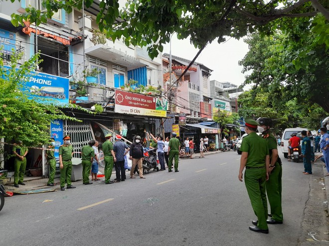 NÓNG: 3 mẹ con tử vong thương tâm trong căn nhà bị cháy - Ảnh 3.