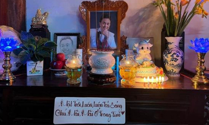 Hoài Linh vẫn giữ điều này trong nhà thờ Tổ liên quan tới cố nghệ sĩ Chí Tài
