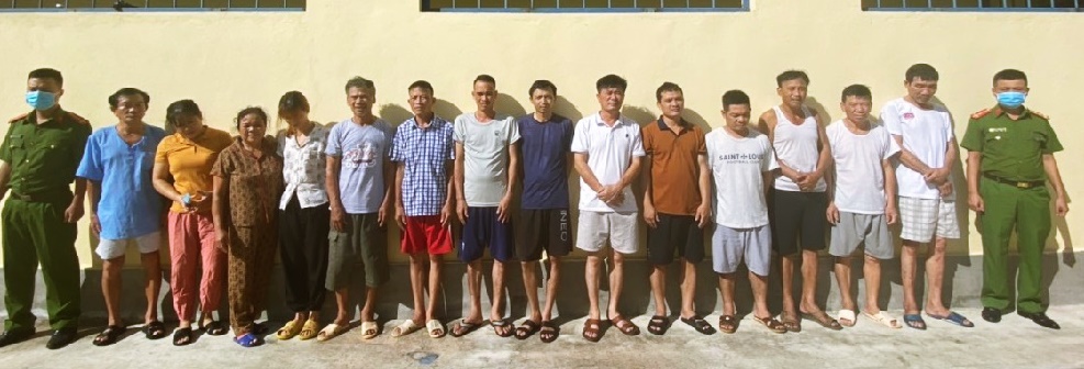 Bắt ổ nhóm đánh bạc với số tiền hơn 40 tỷ đồng - Ảnh 1.