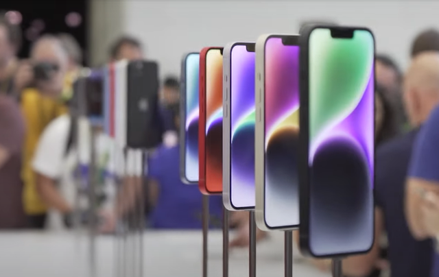 Lượng quan tâm iPhone 14 tăng cao lịch sử ở đại lý Việt  - Ảnh 1.