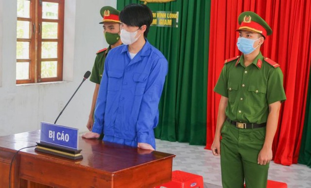 Giả danh công an để lừa mẹ của bạn tù - Ảnh 1.