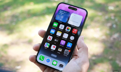 Người dùng than trời vì iPhone vẫn hao pin sau 2 tuần cập nhật iOS 16